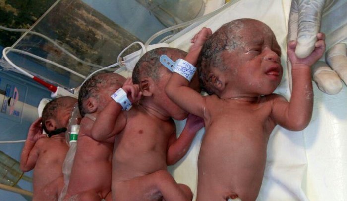 Kigali&nbsp;: Nyuma y’igihe gito bakoze ubukwe bibarutse abahungu bane ariko birabakomereye