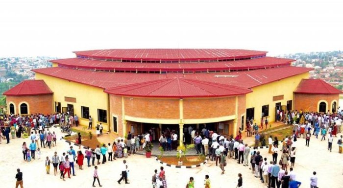 Umubare w’abajya mu nsengero n’abitabira imihango y’ubukwe no gushyingura wongerewe