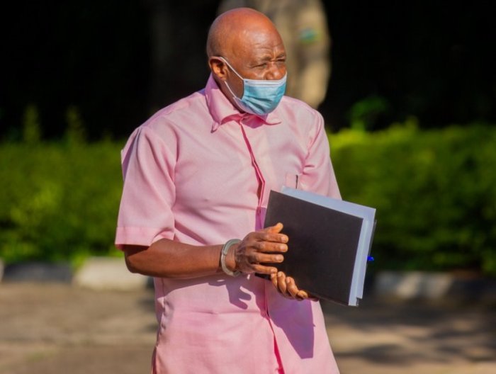 Rusesabagina yaje mu rukiko atunganiwe bituma urubanza rusubikwa…Sankara yongeye kumutunga agatoki gutinza urubanza