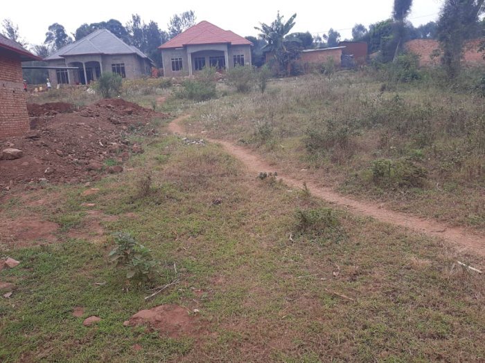 Ikibanza cyiza cyane i Masaka kigurishwa ku giciro cyiza