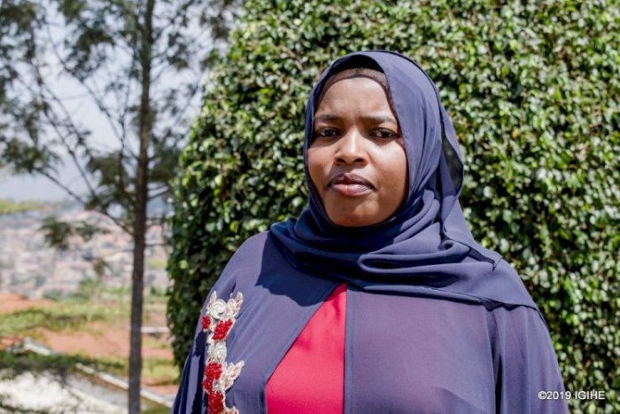 Akari ku mutima wa Uwamurera Salama wangiwe kuba umusenateri ngo ntafite ubunararibonye 