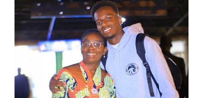 Ingabire Victoire  yahuye n’Umuhungu we akeza u Rwanda 