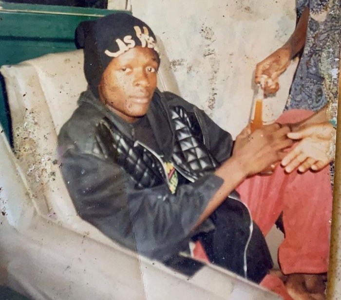 Jose Chameleone yiyibukije ubuzima bugoye yarimo mu 1995 akiba mu Rwanda