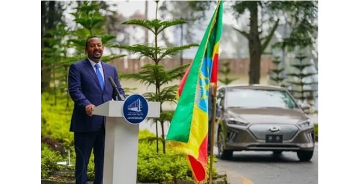 Ethiopia yageze ikirenge mu cy’u Rwanda imurika imodoka ikoresha amashanyarazi