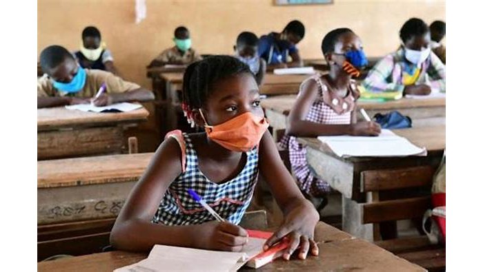 Mu Rwanda hari ibigo by’amashuri birimo kugaragaramo abanyeshuri banduye Coronavirus