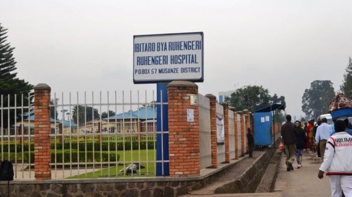 Ibitaro bya Ruhengeri byategetse abakozi uko bazajya bambara, amakoboyi ni ikizira