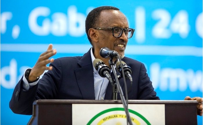 Perezida Kagame yagaragaje ko Afurika ikeneye kongera umubare w’urubyiruko rwiga Kaminuza