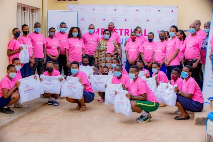 Kigali&nbsp;: Bamwe mu bakobwa barasaba Leta y’u Rwanda ko yagabanya igiciro cy’impapuro zabo z’isuku