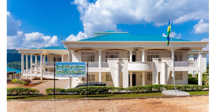 COVID19&nbsp;: Imibare y’abandura yikubye 2, abarembye bikubye 4- Dr Nsanzimana