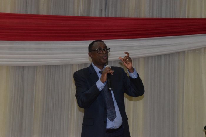 Urugamba rwo guteza imbere igihugu ntawe uzarusubiza inyuma- Min. Kabarebe 