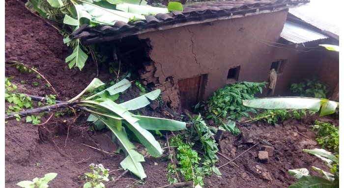 Imvura imaze iminsi igwa mu Rwanda imaze guhitana 15, ejo hateganyijwe indi nyinshi