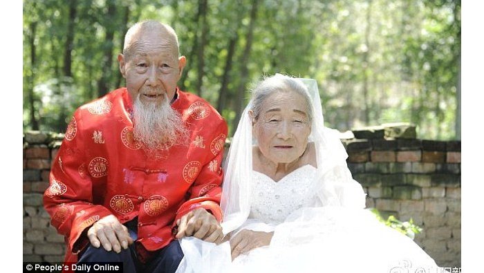 Nyuma y’imyaka 80 bashakanye, basize urwibutso bw’ubukwe bwabo - Amafoto