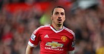 Zlatan Ibrahimovic yabaye umukinnyi wa Manchester United, yishongora ku Bafaransa