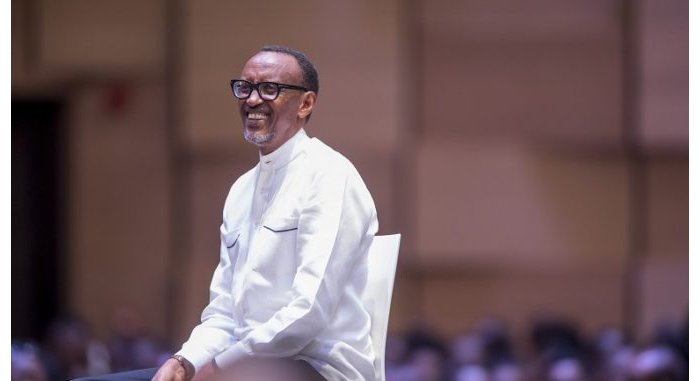 Perezida Kagame yashimiye byimbitse abamwifurije isabukuru nziza ku munsi we w’amavuko