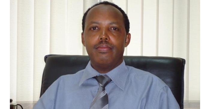 Minisitiri w’Intebe yahagaritse umuyobozi ushinjwa kunyereza amafaranga ayitirira abanyamakuru