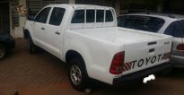 TOYOTA HILUX VIGO igurishwa kuri 14,000,000rwf