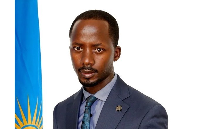Undi Mudepite mu Rwanda  YEGUYE ,harakekwa ka Manyinya 