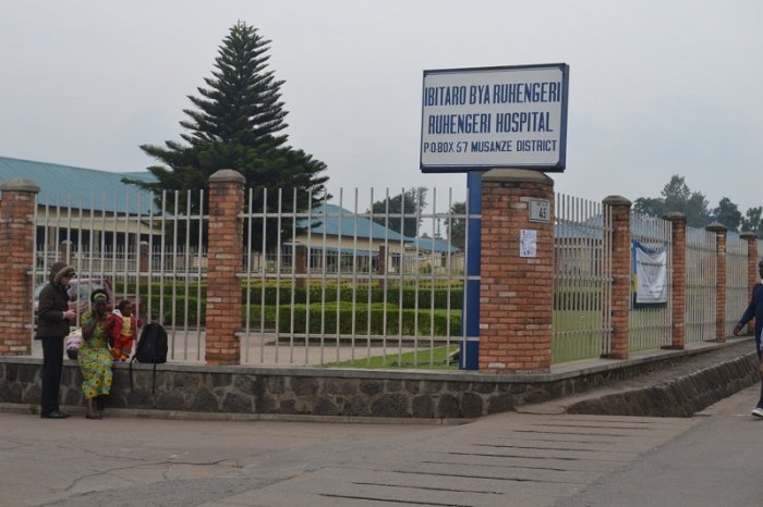 Musanze&nbsp;: Abihaye Imana bari bavuye gushyingura bakoze impanuka bararusimbuka