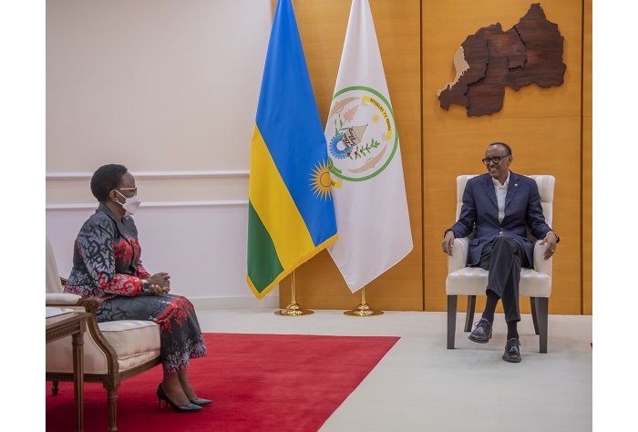 Perezida Kagame yohererejwe  ubutumwa na mugenzi we wa Tanzania