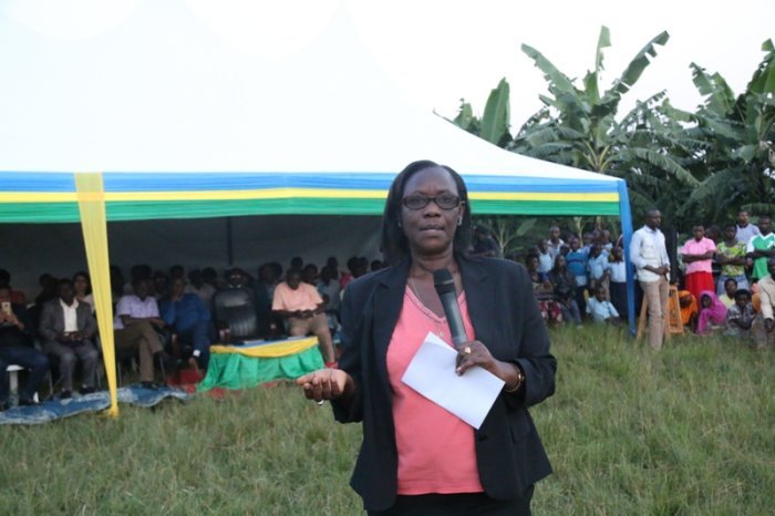 Ntushobora kugira ubuzima bwiza utivuje, kandi ntiwakwivuza udafite mituweri- Min. Mukabaramba