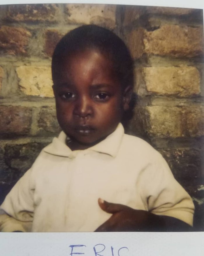Eric watoraguwe muri 1997 yashyize ahagaragara ifoto ye ngo arebe ko yabona umuryango we