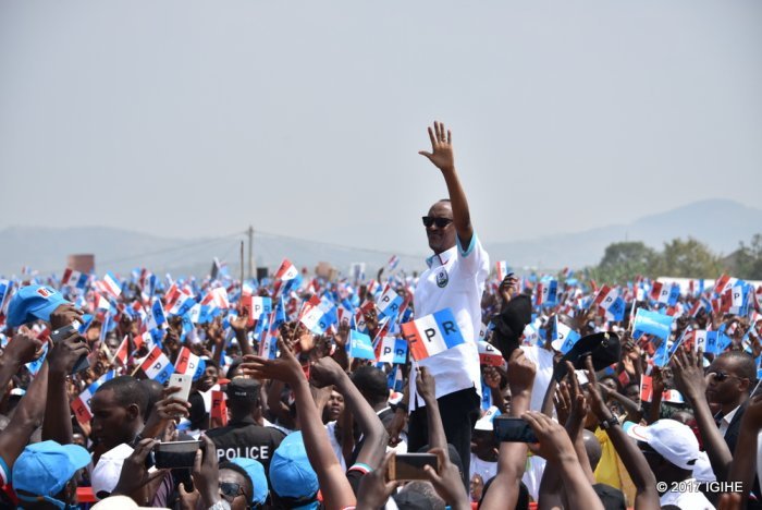 Kagame yatangiye ibikorwa byo kwiyamamaza, mu Ruhango ibyishimo ni byose   