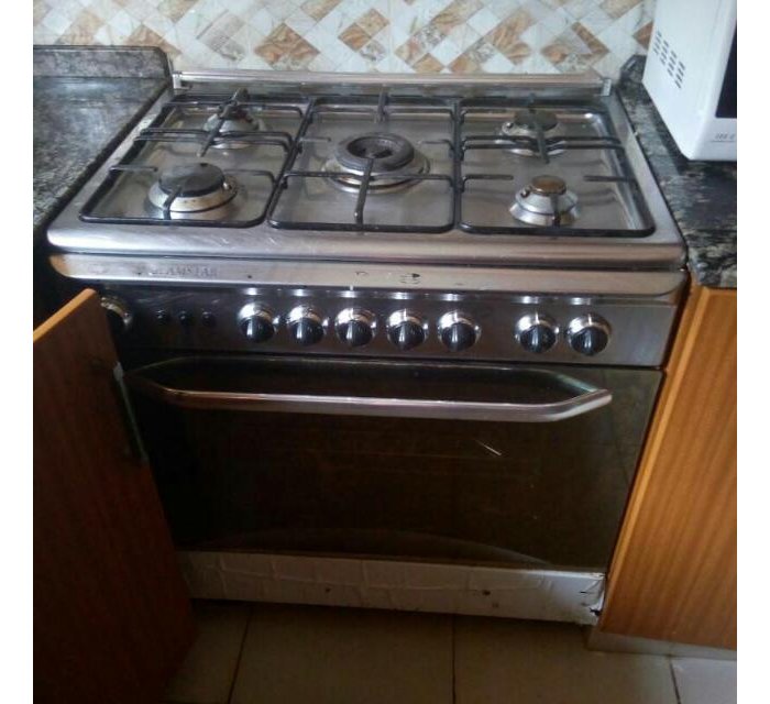 Gas cooker  igurishwa kuri  350,000rwf